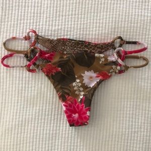 Acacia Lei Day Molokini bottom